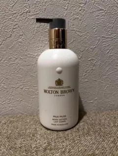 ひ*ろ様 MOLTON BROWN MILK MUSK BODY LOTIONのサムネイル