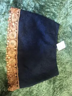 ローズバッド新品タグ付きミニスカート黒×ゴールド