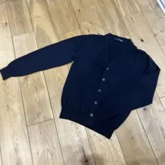BEAMS ネイビー Vネックカーディガンのサムネイル