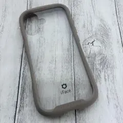 iFace Reflection iPhone17ケース ベージュ