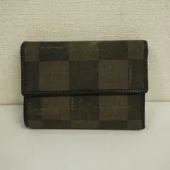 FENDI　ペカン柄　チェック　ブラウン　折りたたみ財布のサムネイル