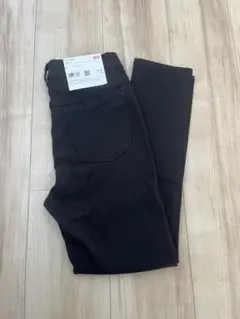 ユニクロ　ウルトラストレッチハイライズクロップドレギンスパンツ