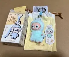 ラブブ 【I】PIN FOR LOVE イニシャル アルファベット