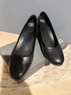 ECCO パンプス ブラックのサムネイル