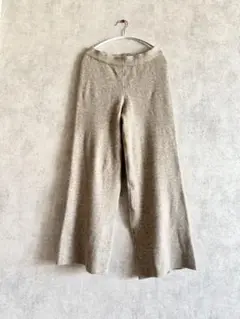 Item thumbnail for item a0d0f5a6-6a55-498b-8ce0-22720d123b1d