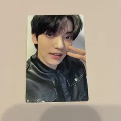 即購入⭕️】TXT スビン Starkissed フォトカード盤トレカ⁠ - メルカリ
