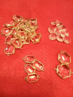 クリスタル調パーツ四種　透明アクリルパーツ　上下管付き　変形五角形　八角形