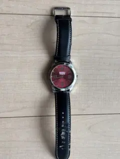 Levi's 赤文字盤 腕時計