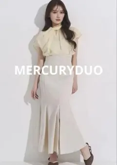 MERCURYDUO バックレースアップストレッチマーメイドスカートのサムネイル