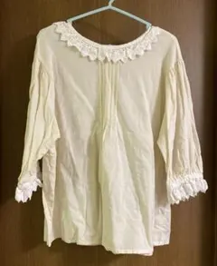 사만다 모스모스 레이스 칼라 블라우스 아이보리