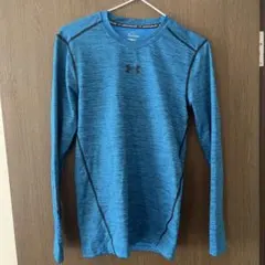 アンダーアーマー　長袖　シャツ　スポーツインナー