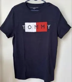 TOMMY HILFIGERロゴTシャツ