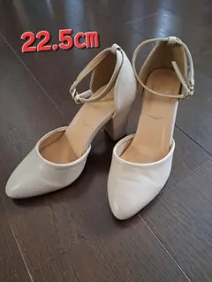 メヌエ アンクルストラップ パンプス 22.5cmのサムネイル