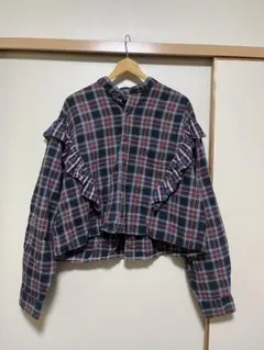 チェック柄　フリル　クロップドシャツ