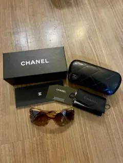美品】CHANEL シャネル サングラス・メガネケース＆付属品一式 - メルカリ