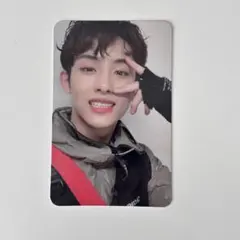 wayv 威神V take off ヤンヤン ホログラム　トレカ wayv 威神V take off ヤンヤン ホログラム トレカ - メルカリ