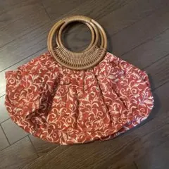 赤色と白の花柄 グラニーバッグ 籐ハンドル　ハンドメイド