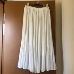 ローリーズファーム　ホワイト プリーツスカート