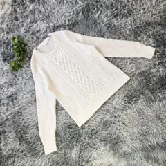 Gap【M相当】ホワイト ケーブル ニット セーター 美品 秋冬定番長袖綿入り品