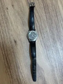 GUCCI 5500xl シルバー アナログ腕時計 ベルト交換済み - メルカリ
