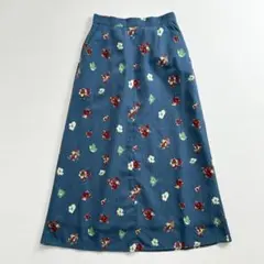 美品　KBF+　ケービーエフプラス　フラワープリントフレアスカート　青　Fのサムネイル