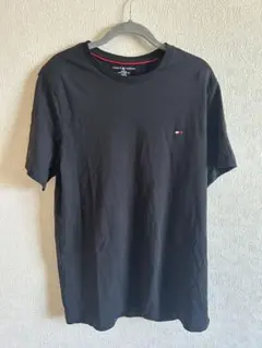 TOMMY HILFIGER ブラック Tシャツ M
