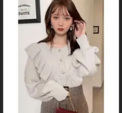 GRLグレイルフリルパールショート丈ニットカーディガンアイボリー系　ボリューム袖