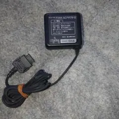 FOMA ドコモ acアダプタ 02 1ケ やや傷、汚れあり 富士通製 SKB