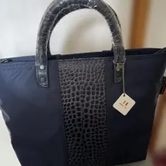 バッグ…紺