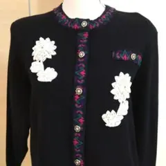 ◆ビーズ花刺繍の黒カーディガン◆華やかで個性的◆豪華な輝き◆エレガント◆レトロ