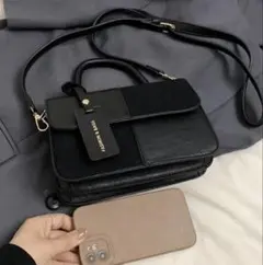 2WAY おしゃれ　可愛い　レザー　pu 斜めがけ可能　ハンドバッグ　シンプル