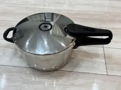 Fissler 圧力鍋4,5Lのサムネイル