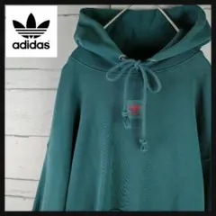 【訳あり】アディダス　パーカー☆センター☆トレフォイルロゴ☆緑☆レア☆お得