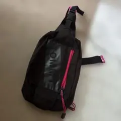 tommy バッグ ボディーバッグ ショルダーバッグ