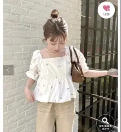 カスタネ　フラワーバルーンブラウスのサムネイル