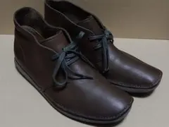 Clarks 　チャッカブーツ