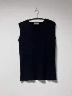 JUSGLITTY ジャスグリッティー Vネック ノースリーブニット シンプルのサムネイル
