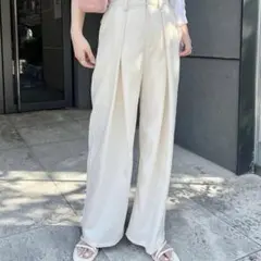 kastane タックスラックスパンツ