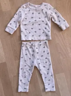 さくらんぼ柄　子供　ベビー　パジャマ　部屋着　80