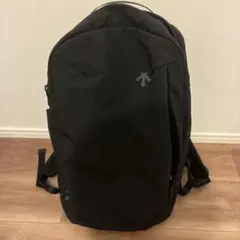 極美品DESCENTE ALLTERRAIN エアロストリームバックパック18ℓ - メルカリ