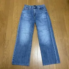 uniqloストレートジーンズ