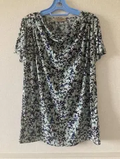 ブルー系カットソー
