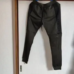 GROOVING サイドパネル ロングパンツ オリーブ