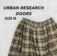 美品 URBAN RESEARCH DOORS ロングスカート Mサイズのサムネイル