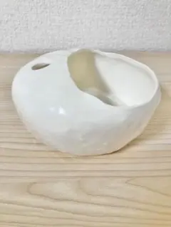 ホワイト陶器 不規則な形皿 - メルカリ