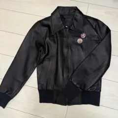 ブラックレザージャケット 缶バッジ付き