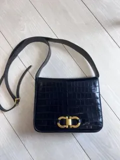 フェラガモ クロコダイル風 ショルダーバッグ