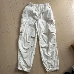 GU 白カーゴパンツ　Sサイズ