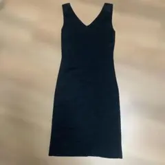 黒 ノースリーブ Vネック ひざ丈ワンピース