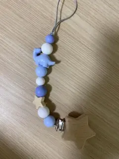 恐竜モチーフ キッズアクセサリー おしゃぶりホルダーのサムネイル
